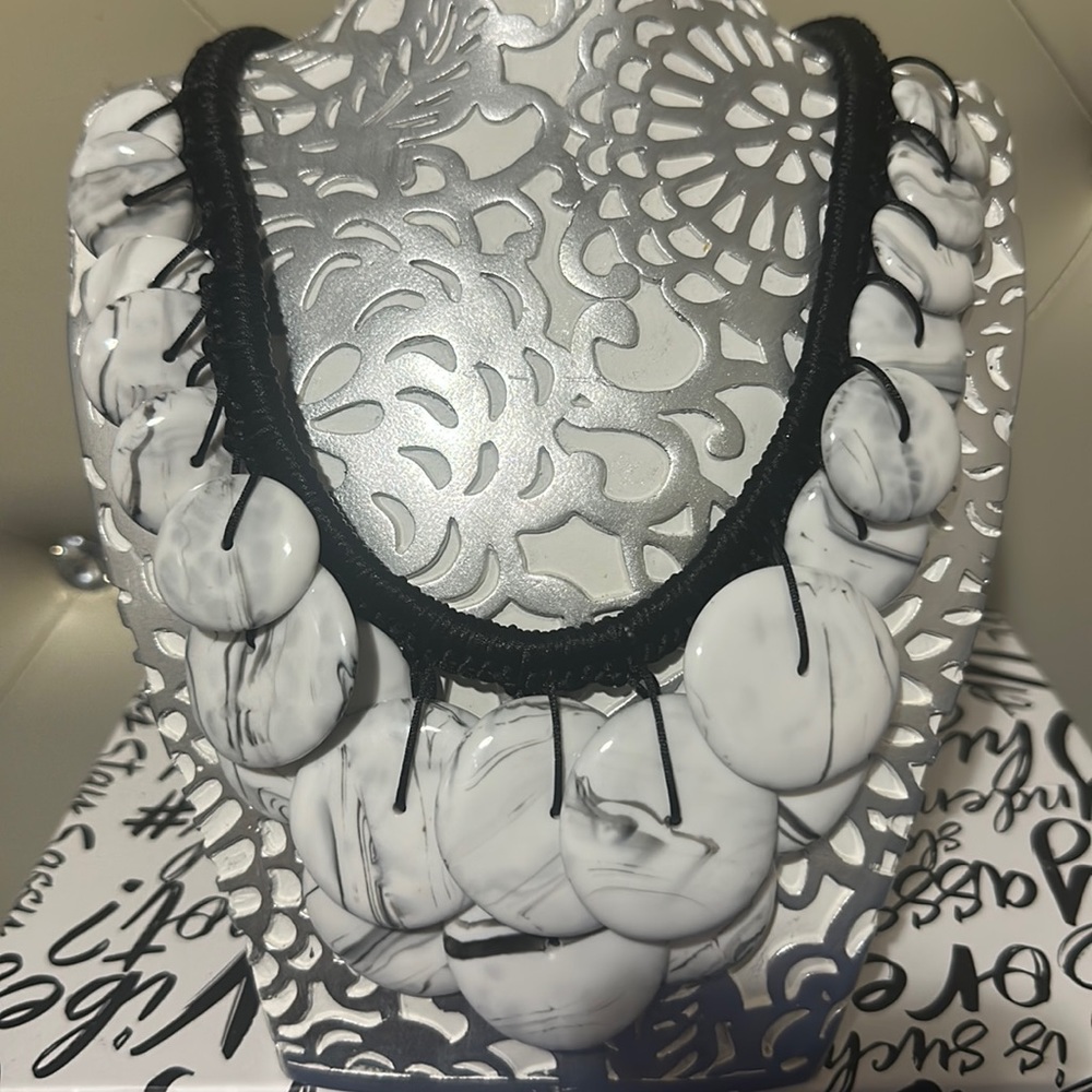 Sassy Jones Zanzibar Necklace & Bracelet Set